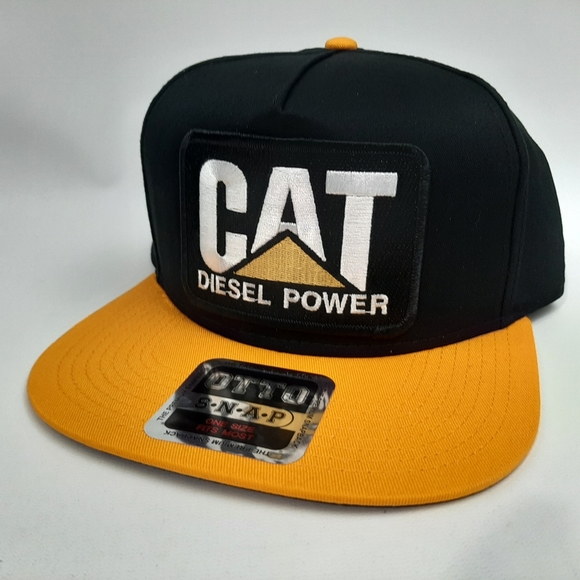 CAT Diesel Power Caterpillar Embroidered Patch Flat Bill Trucker Snapback Black - Picture 1 of 4